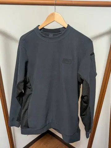 TS 디자인 한정판 모델 가을/겨울 윈드스톱 크루넥 3245 L