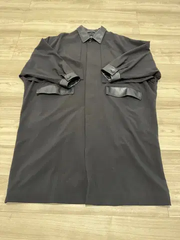 HARE 인조 가죽 키리카 스텐카라 코트