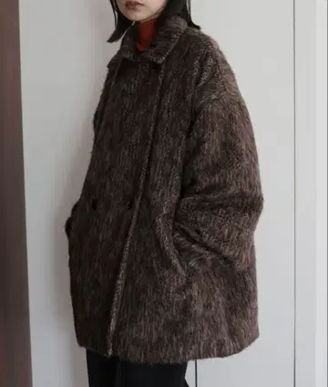 hellam 샤기 미들 코트 브라운