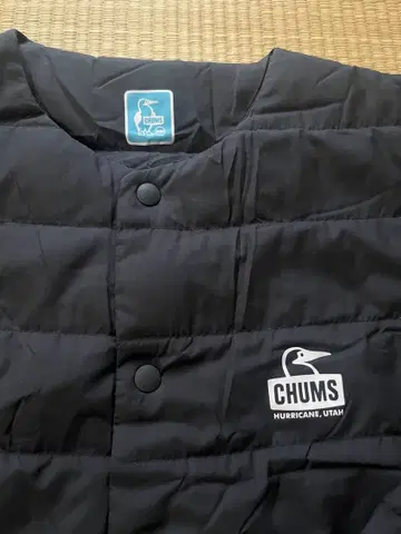 새상품급 CHUMS 블랙 다운 자켓 WM 사이즈