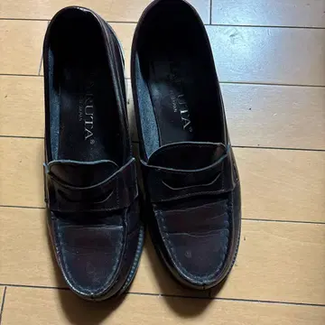 HARUTA 다크 브라운 로퍼