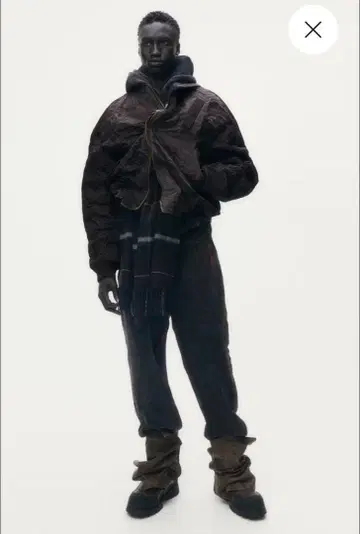 H&M 글렌 마틴스 포일 플라이트 재킷 L