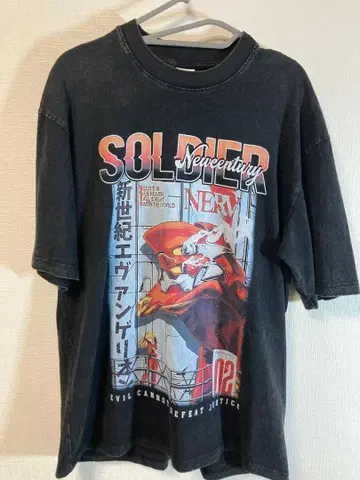 에반게리온 아스카 2호기 구제 의류