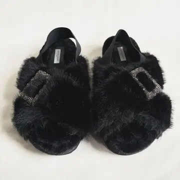 [ 미사용품 ] 유나이티드 애로우즈 비쥬 인조 모피 백 스트랩 샌들