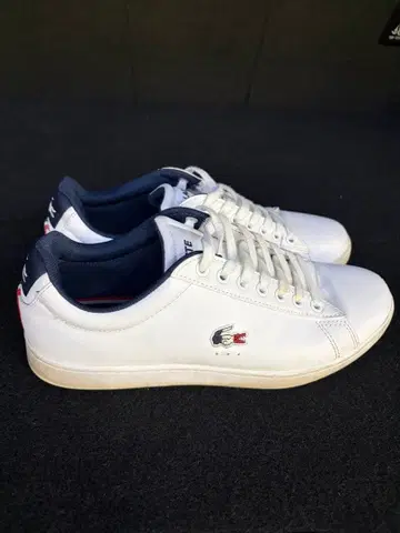 Lacoste 화이트 캐주얼 스니커즈