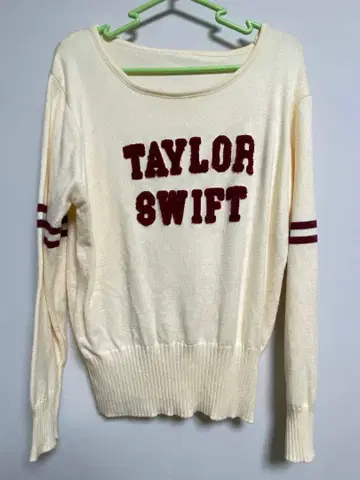 Taylor Swift Knit Sweater American Ssize