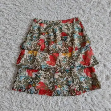 22 OCTOBRE 티어드 프릴 꽃무늬 스커트 보태니컬 무늬 M 사이즈