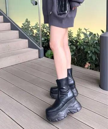 [ R&E ] 통굽 러버 Storm 스트레치 숏부츠