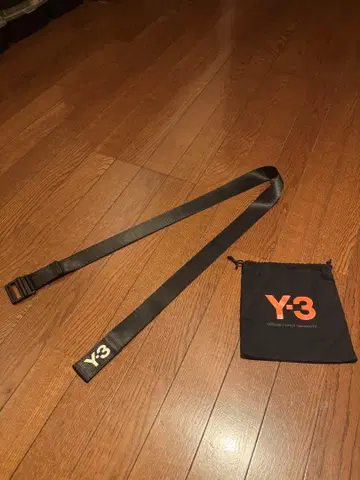 Y-3 벨트 수납 봉투 포함
