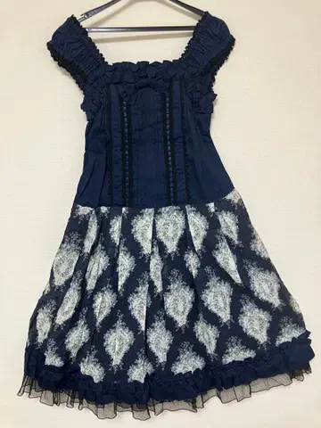 CHOCOCHIP 쿠키 네이비 프릴 슬리브리스 원피스