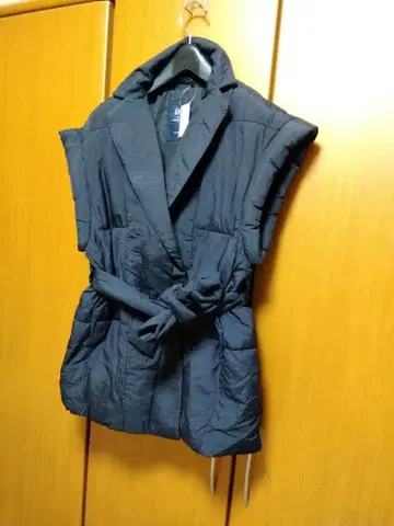 GAP 블랙 벨트 포함 베스트 택 포함 미사용