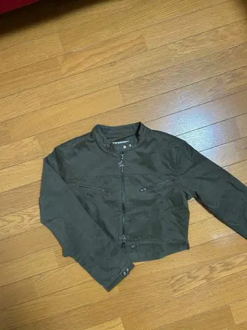 FANCY CLUB 바이커 크롭 재킷 올리브