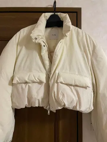 CLANE 크롭 다운 자켓 S 사이즈