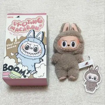 THE MONSTERS Exciting Macaron 러브브 토피