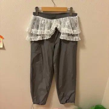 sandy liang 나일론 팬츠 그레이 레이스 도킹