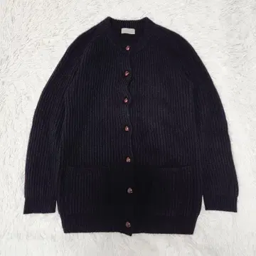 컨디션 최상 마가렛호웰 캐시미어 실크 싸개 단추 가디건 블랙