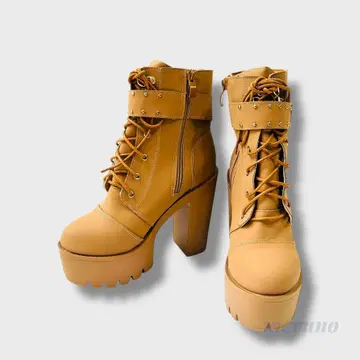 통굽 레이스업 부츠 벨트 포함 카멜 브라운