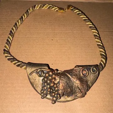 잎 포도 초커 앤티크