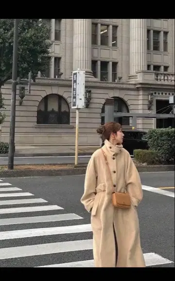 Eaphi wave design shaggy long coat