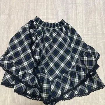 Heart E 체크 플레어 스커트