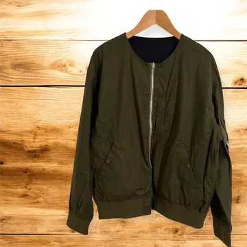 BEAMS 카키 블루종