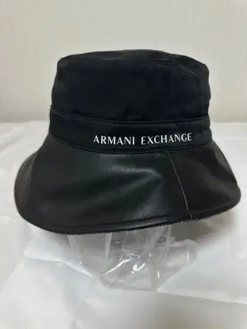 아르마니 익스체인지 여성용 리버서블 버킷 햇