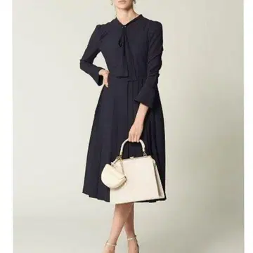 CELFORD 보타이 플리츠 원피스