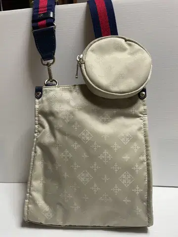 러셋 russet 미니 숄더백 파우치 포함 베이지 계열