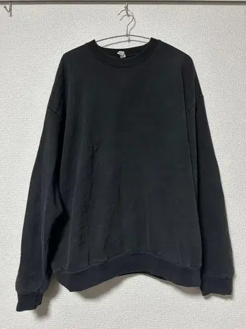 로스앤젤레스 어패럴 맨투맨