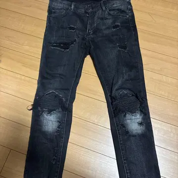 mnml 다크 그레이 스키니 데님 32