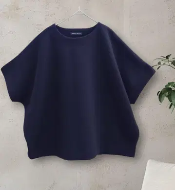 트래버유 매뉴얼 쿠션 종이상자 풀오버 블랙 프리 사이즈