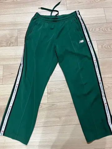 New Balance 빈티지 트랙 팬츠
