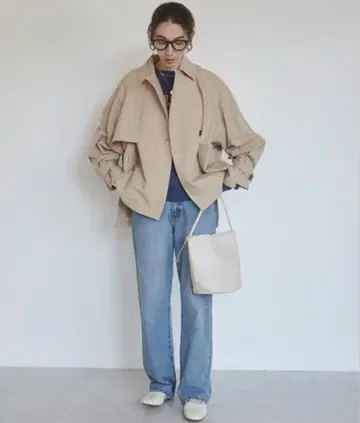 ANGIE 숏 트렌치코트 베이지 미사용품, 시착만 한 상품 택 포함