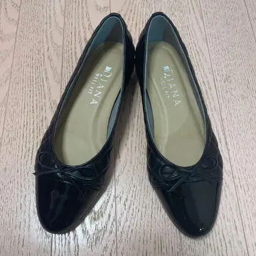 Diana 블랙 플랫슈즈 리본 포함
