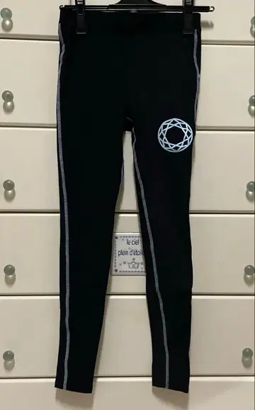 FEELCYCLE 블랙 x 스카이블루 레깅스