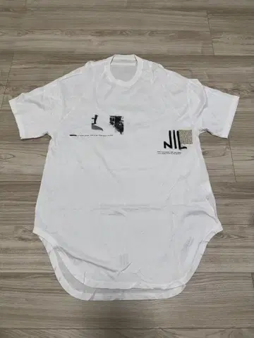 닐스 T셔츠 - Nil T-Shirt