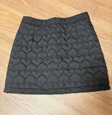 ZARA 하트 퀼팅 스커트 블랙 미니 스커트 이너 팬츠 포함 완판템