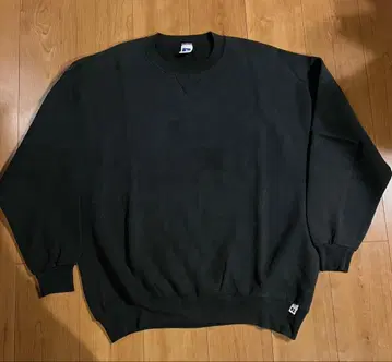 러셀 애슬레틱 블랙 맨투맨 XXL