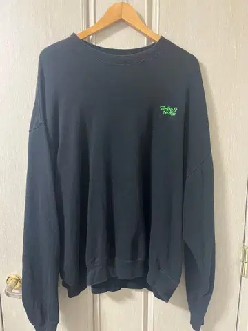 후즈 후갤러리 맨투맨