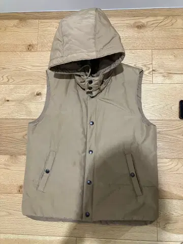 랜즈 엔드 M 사이즈 다운 베스트 후드 부착