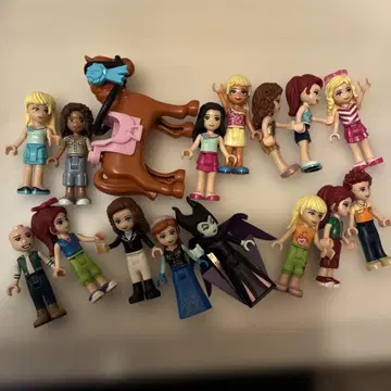 2번째 상품부터 200엔 할인 피규어 세트