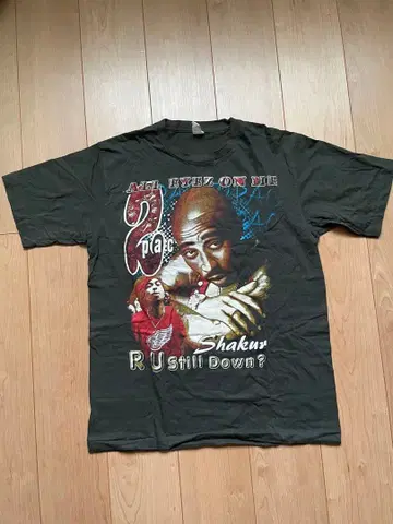 구제 2PAC 티셔츠