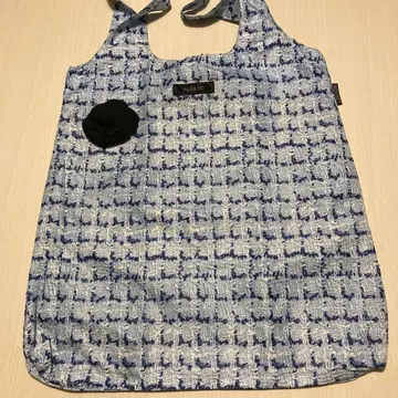 잉게보그 에코백 & 까멜리아 코사지