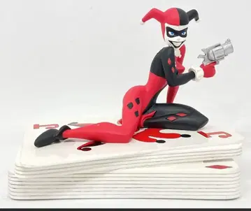 할리 퀸 피규어