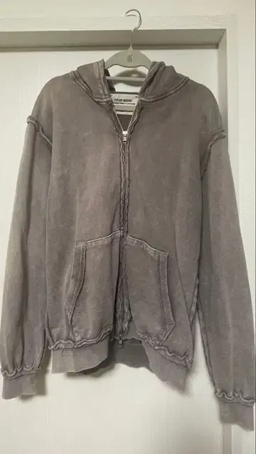 [ 새상품급 ] BEAMS FUTURE ARCHIVE 지퍼 후드티