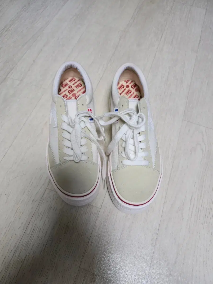 Women's 230, Eider height-increasing sneakers (unused)