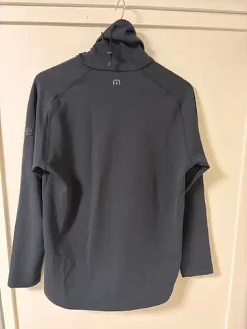 travis Matthew 트래비스 매튜 하이넥 셔츠 스트레치