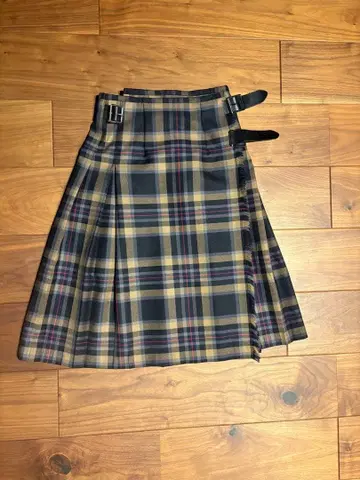 O'NEILL 체크 무늬 플리츠 스커트