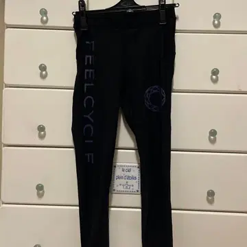 FEELCYCLE 블랙 레깅스