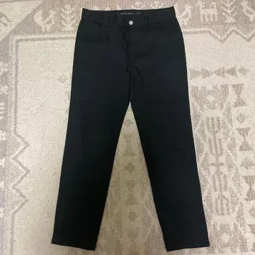 NIKO AND - 블랙 치노 팬츠 M 사이즈